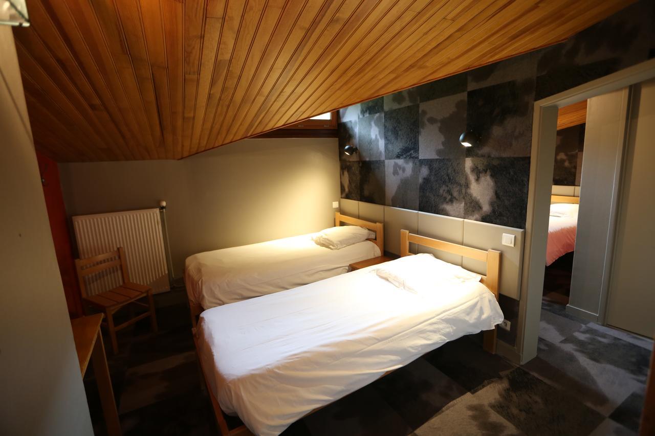 Gite-Hotel Le P'Tit Cham Le Mont-Dore Exteriör bild
